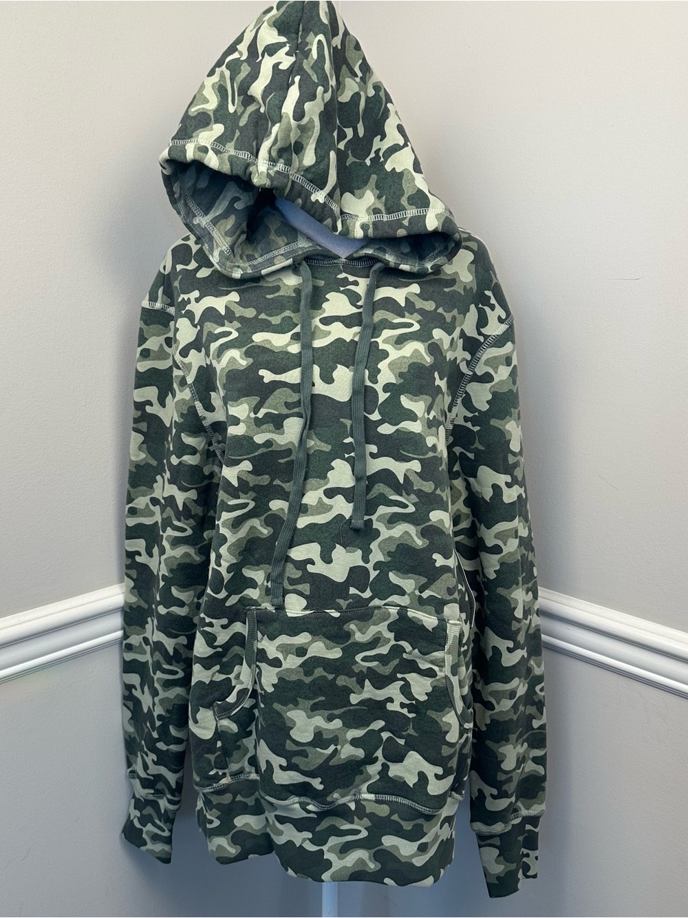 Spiritual Gangster Oversized Green Camo Hooded Pullover XS NWTS